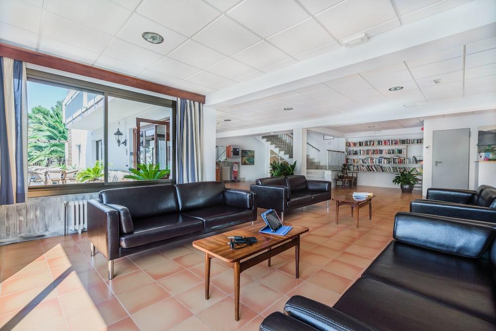 Boutique Hotel Oriola Cala San Vicente  Bagian luar foto