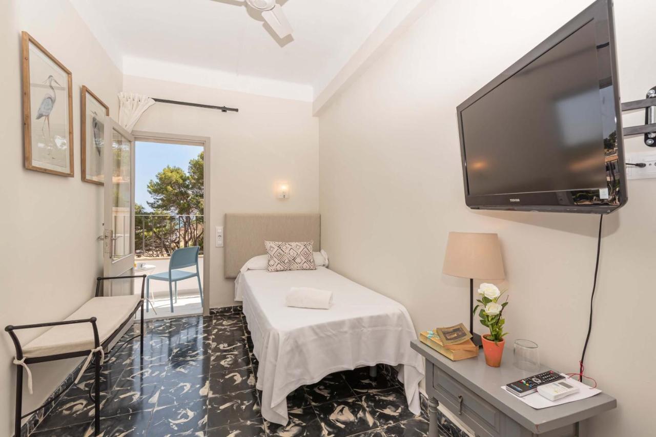 Boutique Hotel Oriola Cala San Vicente  Bagian luar foto
