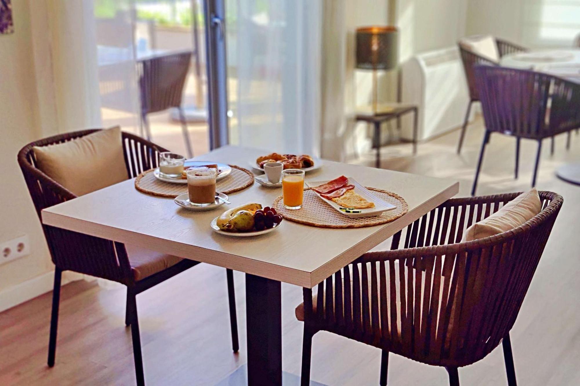 Boutique Hotel Oriola Cala San Vicente  Bagian luar foto