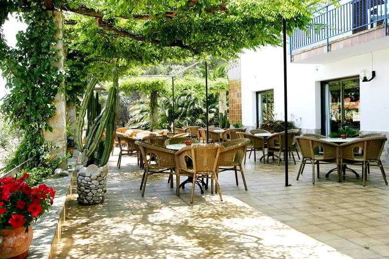 Boutique Hotel Oriola Cala San Vicente  Bagian luar foto