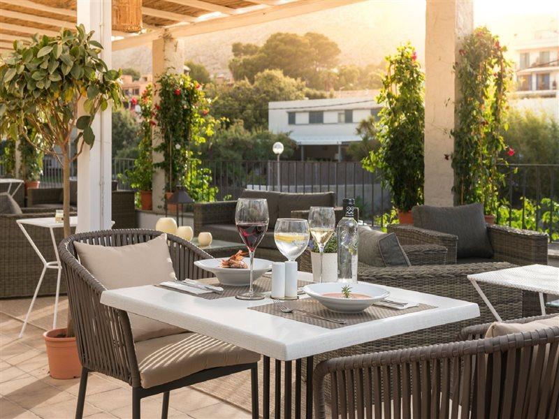 Boutique Hotel Oriola Cala San Vicente  Bagian luar foto
